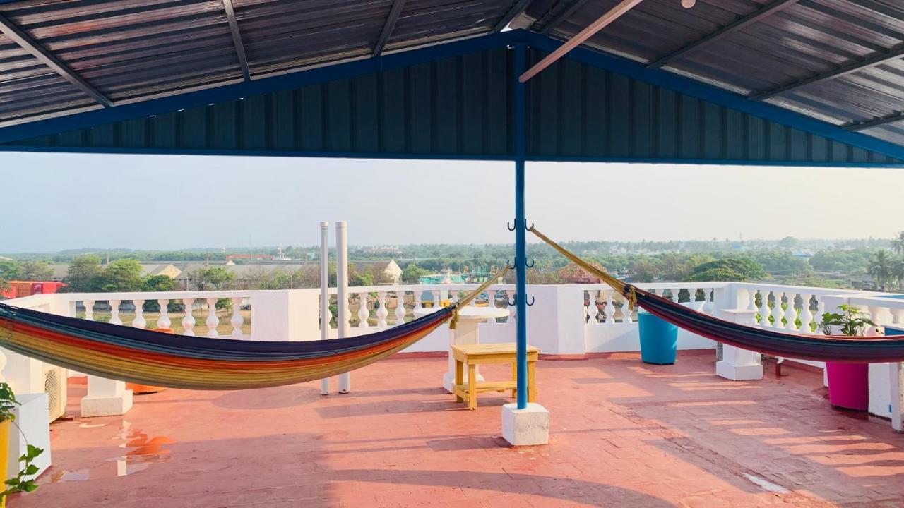 Holi-Wood Guesthouse Puducherry Exterior foto