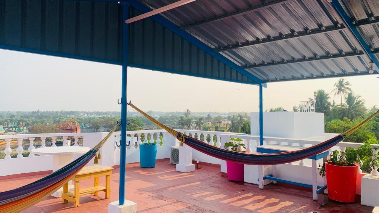 Holi-Wood Guesthouse Puducherry Exterior foto