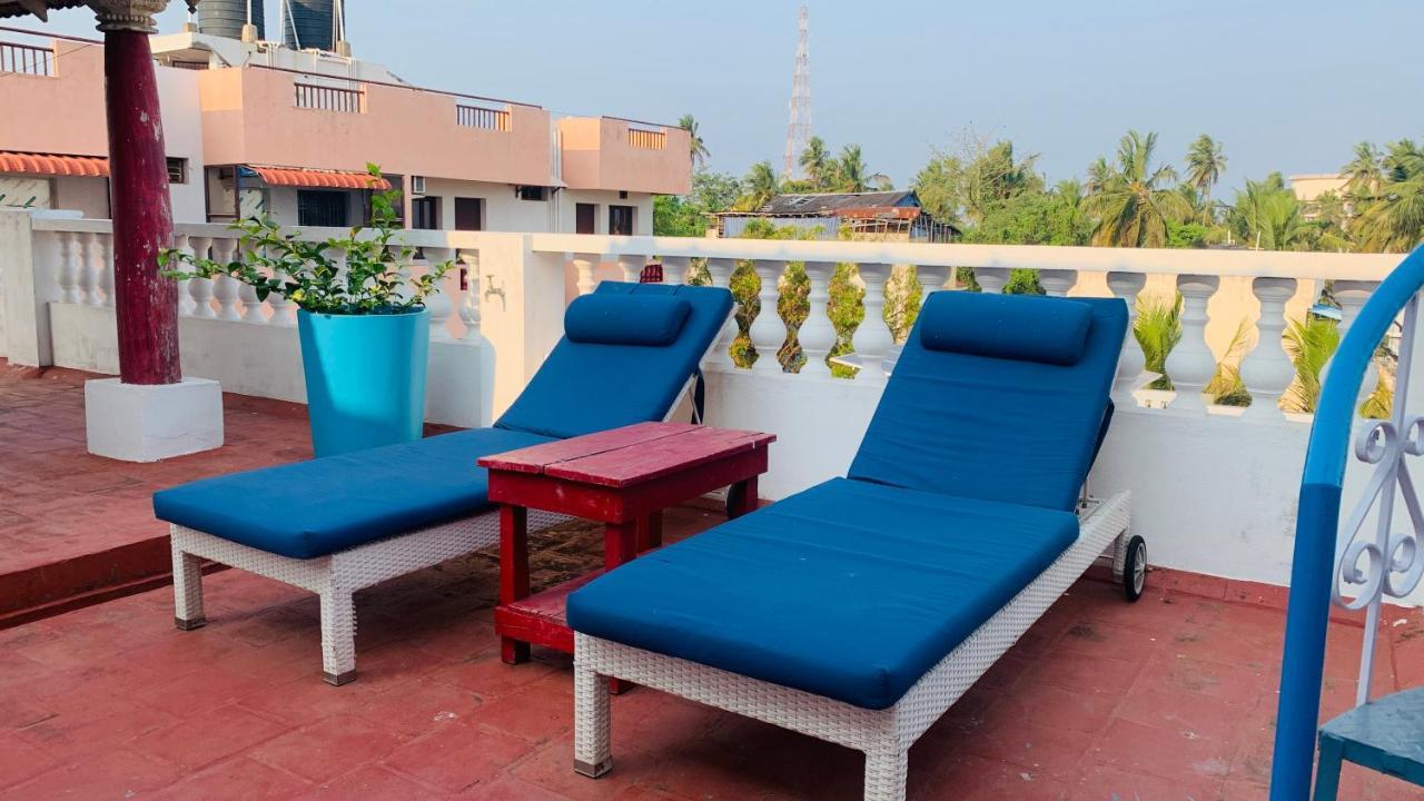 Holi-Wood Guesthouse Puducherry Exterior foto